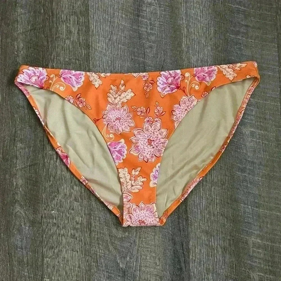 FREE 🆕Swimsuit  Hipster Bottoms - Picture 4 of 15